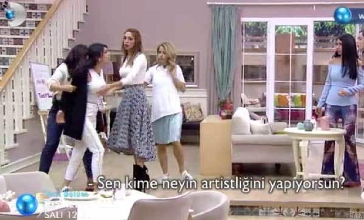 K Smetse Olur Yeni B L Mde Gamze Ve Merve Aras Nda Gerilim