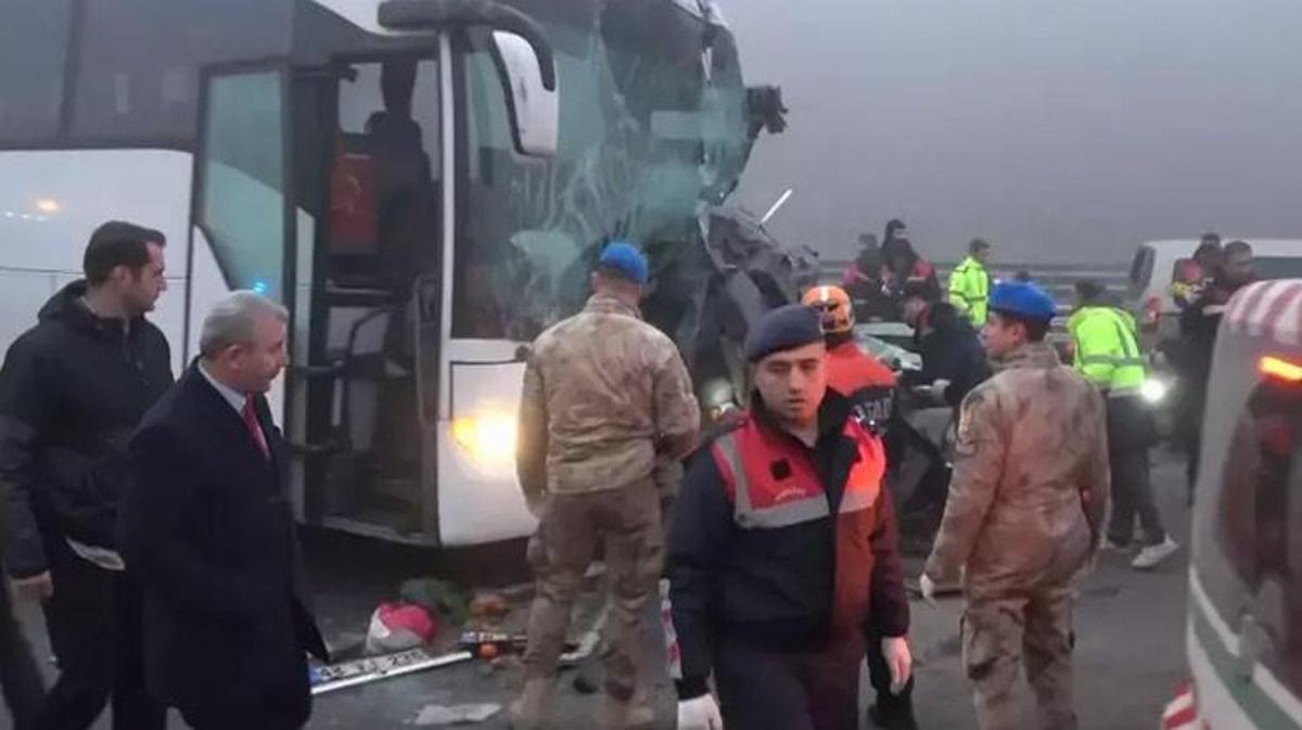 Kuzey Marmara Otoyolu nda katliam gibi kaza Çok sayıda ölü ve yaralı