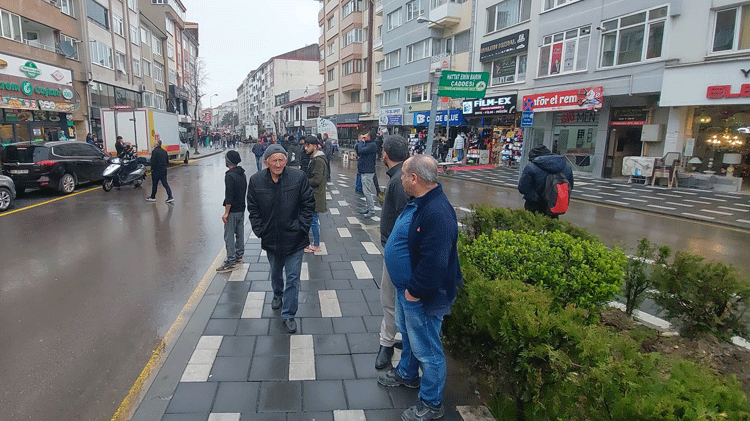 Bolu Da B Y Kl Nde Deprem Stanbul Ankara Ve D Zce De De