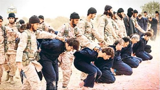 IŞİD’den toplu infaz
