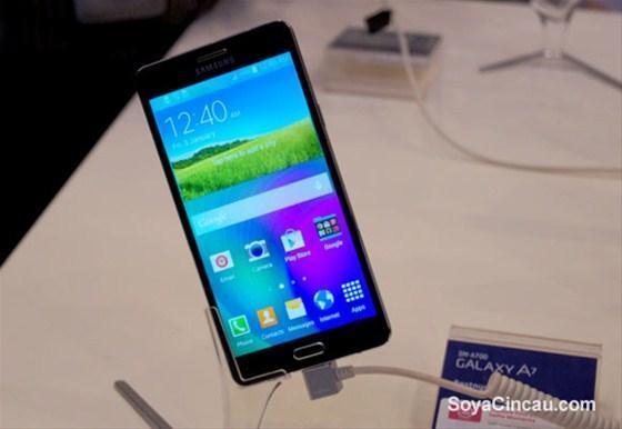 Samsung en ince telefonu Galaxy A7yi tanıttı