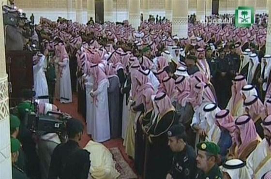 Kral böyle uğurlandı