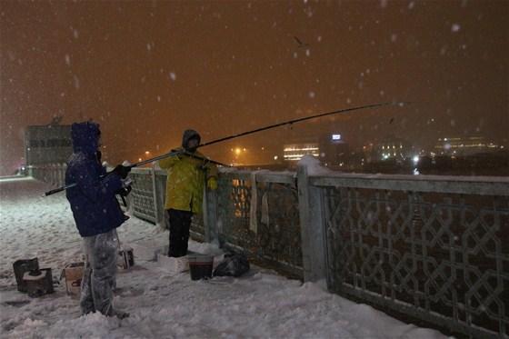 TEM’de tipi; TIR ve kamyon şoförleri kontak kapattı