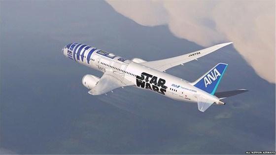 Star Wars uçağı seferlere hazırlanıyor