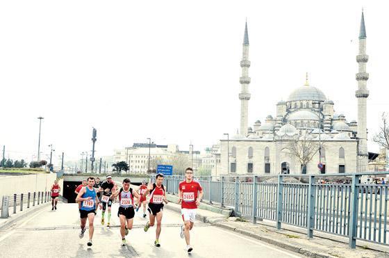 Yarı maratona Kenyalı damgası