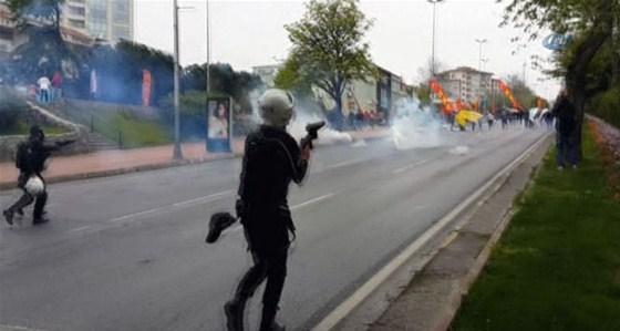 Taksime giden bütün yollar kapatıldı