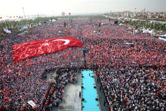 Davutoğlu İstanbul mitinginde konuştu