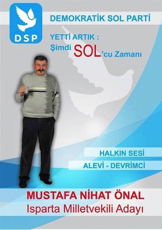 Rakı kadehli seçim afişi bastıran aday istifa etti