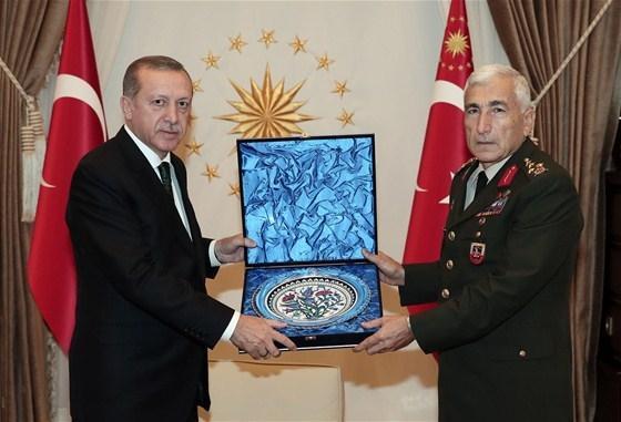Cumhurbaşkanı Erdoğan veda ziyaretlerini kabul etti