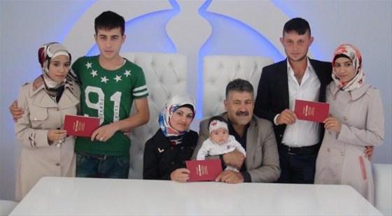 2 oğluyla birlikte Suriyelilerle evlendi