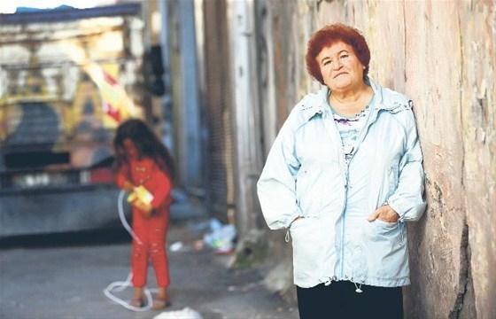 İki yılda bir hit şarkı çıkardım