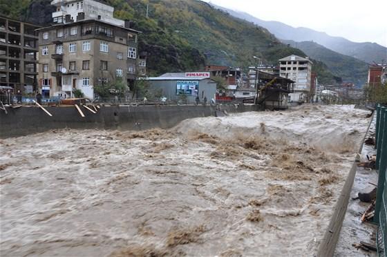 Artvin Borçkada heyelan