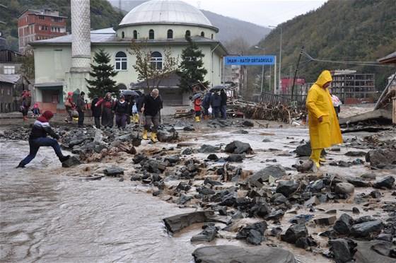 Artvin Borçkada heyelan