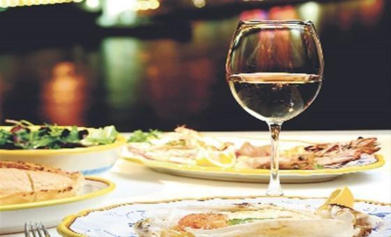İçinden tarih geçen restoranlar