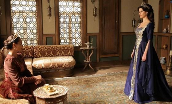 Muhteşem Yüzyıl Kösem 22.bölüm fragmanında kardeş kavgası