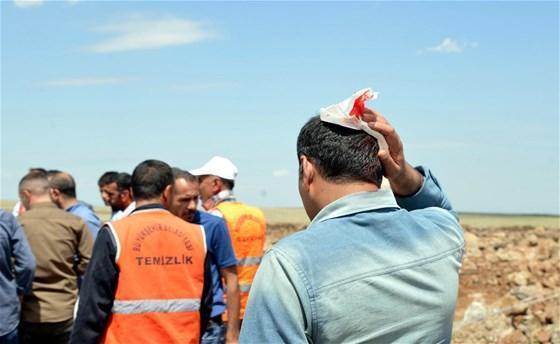 Diyarbakırda tesis çalışmalarına taşlı sopalı saldırı