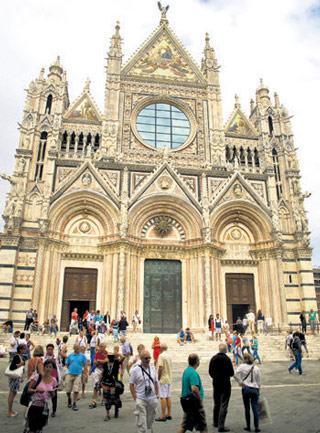 Ortaçağ’a yolculuk Siena