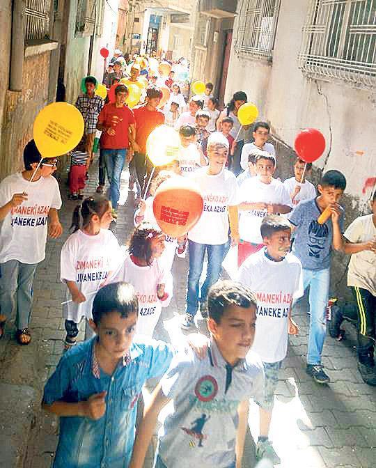 Sur’da aylar sonra gülümseyen yüzler...