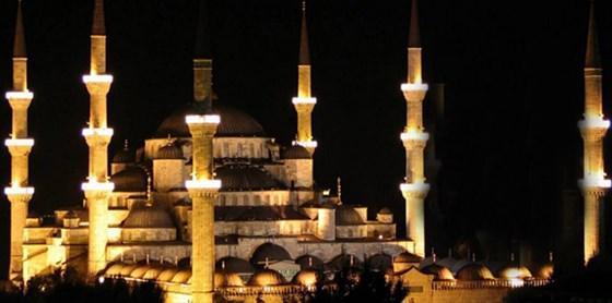 Kadir Gecesi ne zaman kutlanacak