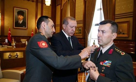 Erdoğanın Başyaveri gözaltına alındı