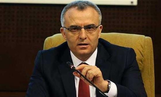 Taşeron işçiler için Maliye Bakanı Naci Ağbaldan kadro açıklaması