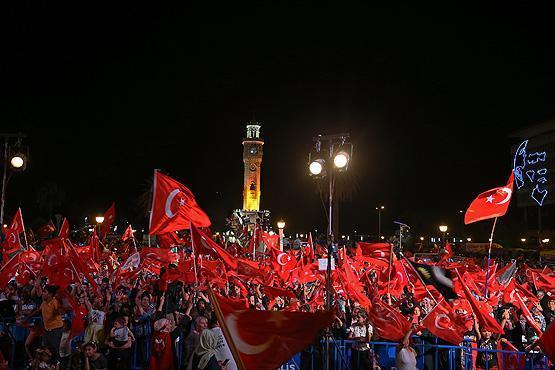 Türkiyenin demokrasi nöbeti devam ediyor
