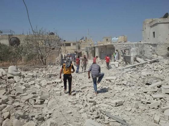 Rejim uçakları Sarmada’yı vurdu: 25 ölü