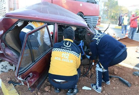 Trafik kazalarında çok sayıda vatandaşımız hayatını kaybetti