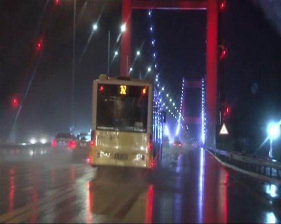 15 Temmuz Şehitler Köprüsü maraton nedeniyle trafiğe kapatıldı