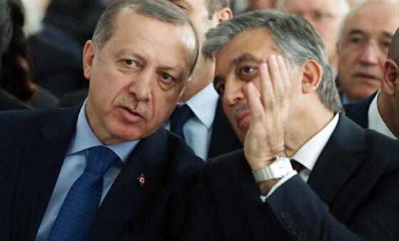 Erdoğan: Siyasetin dikensiz gül bahçesi olmadığını gördük