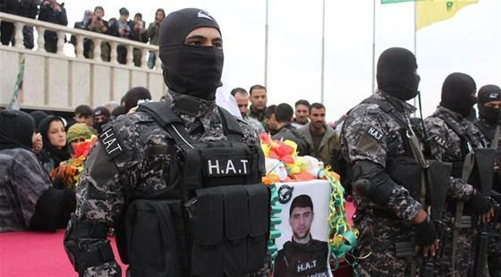 ABD’liler Afrin’deki PKK kampında terörist eğitiyor