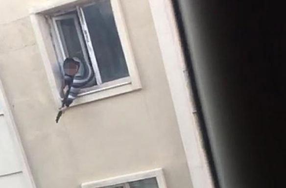 İzmirde sıcak saatler Polis alarma geçti