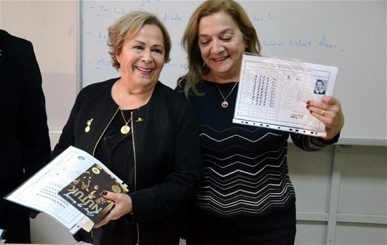 Sınıf arkadaşları 47 yıl sonra buluştu