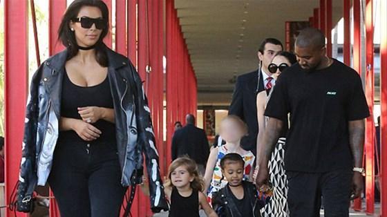 Kim Kardashiandan üçüncü çocuk paylaşımı