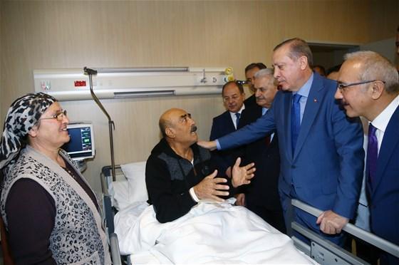 Cumhurbaşkanı Erdoğan, hastaları ziyaret etti