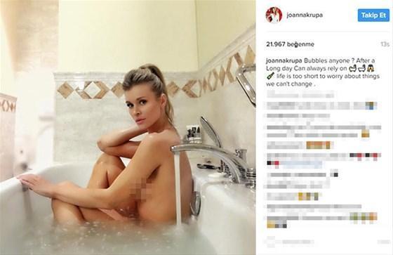 Joanna Krupa soyunmadan duramıyor