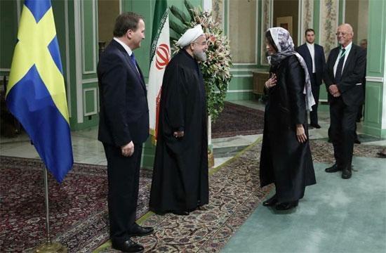 İsveçli bakanın İran ziyareti ülkesinde tartışma yarattı
