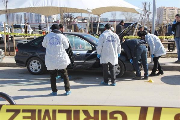 Diyarbakırda hastane önünde çatışma; 1 ölü, 3 yaralı