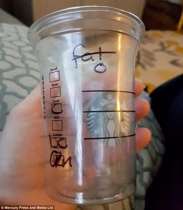 Starbucksta skandal Küçük kızın ismi yerine bakın ne yazmışlar