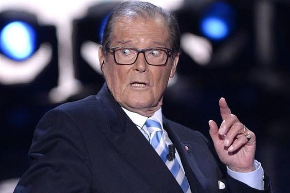 Dünyaca ünlü aktör Sir Roger Moore hayatını kaybetti