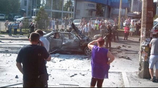 Ukraynada bomba yüklü araç patlatıldı