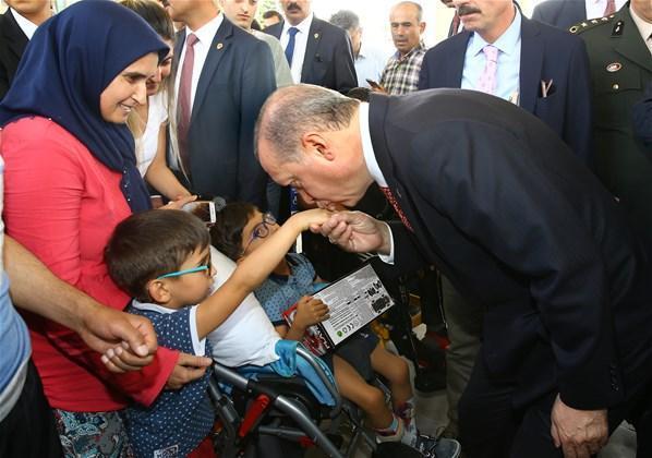 Erdoğandan gazilere moral ziyareti