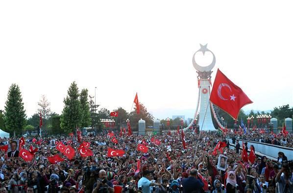 Cumhurbaşkanı Erdoğan, Şehitler Abidesinin açılışını yaptı