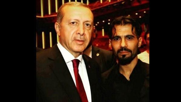 Erdoğan 15 Temmuz şehidinin ikizini yanına koruma olarak aldı