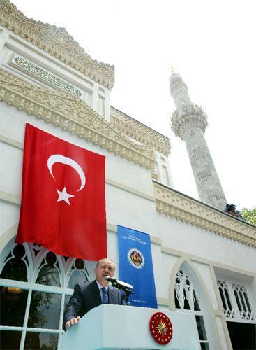 Cumhurbaşkanı Erdoğan Hamidiye Camisinin açılışında konuştu