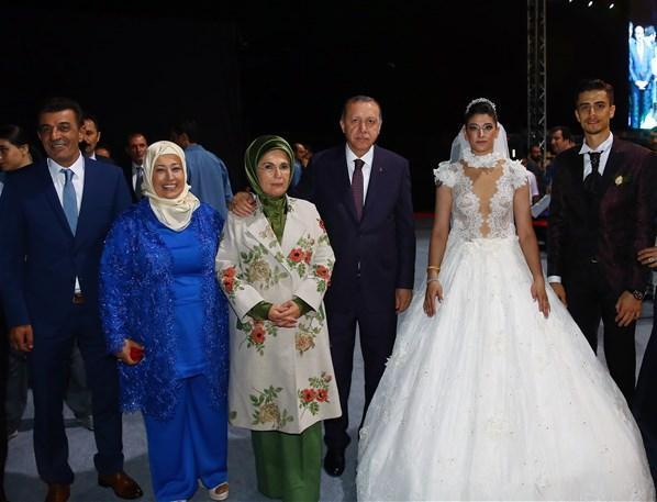 Cumhurbaşkanı Erdoğan, Nur Tatarın düğününe katıldı