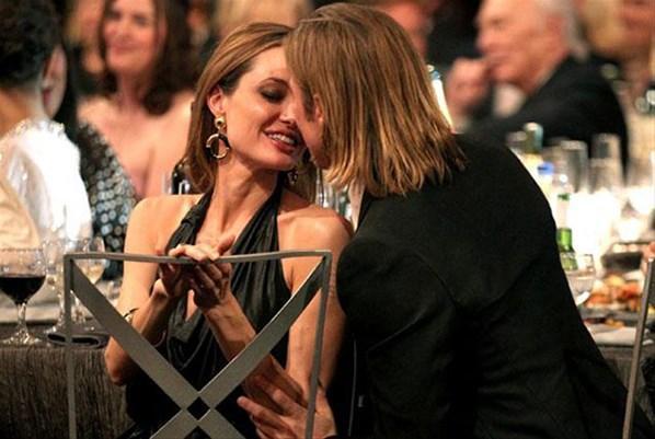 Brad Pitt ve Angelina Jolie barıştı