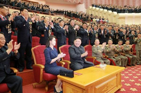 Kim Jong Un hidrojen bombası için parti verdi