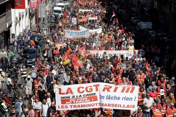 Fransada çalışma yasası protestolarında olaylar çıktı
