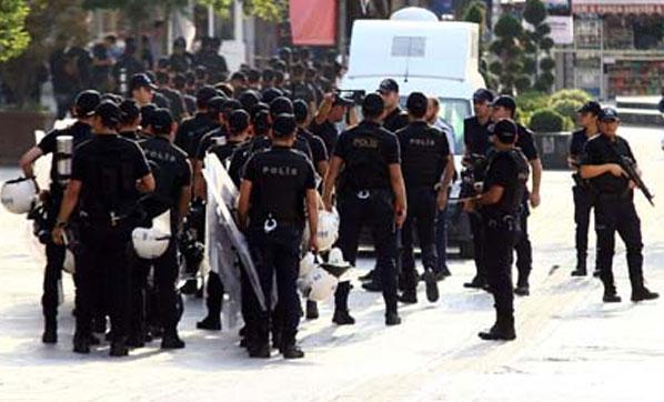 Ankarada polis alarma geçti Onlar meydana alınmadı